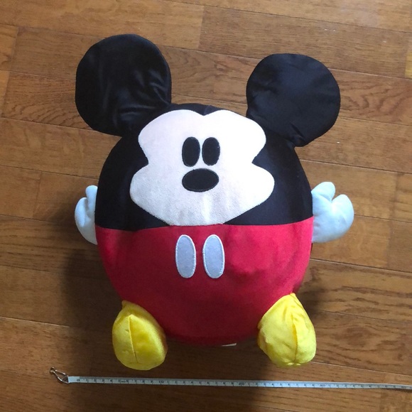 Round Mickey Mouse micro bead pillow plush - Picture 2 of 8
